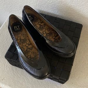 Fly London EUR 41 US 10 Yoko Pump Wedge Comfort Black Patent Leather